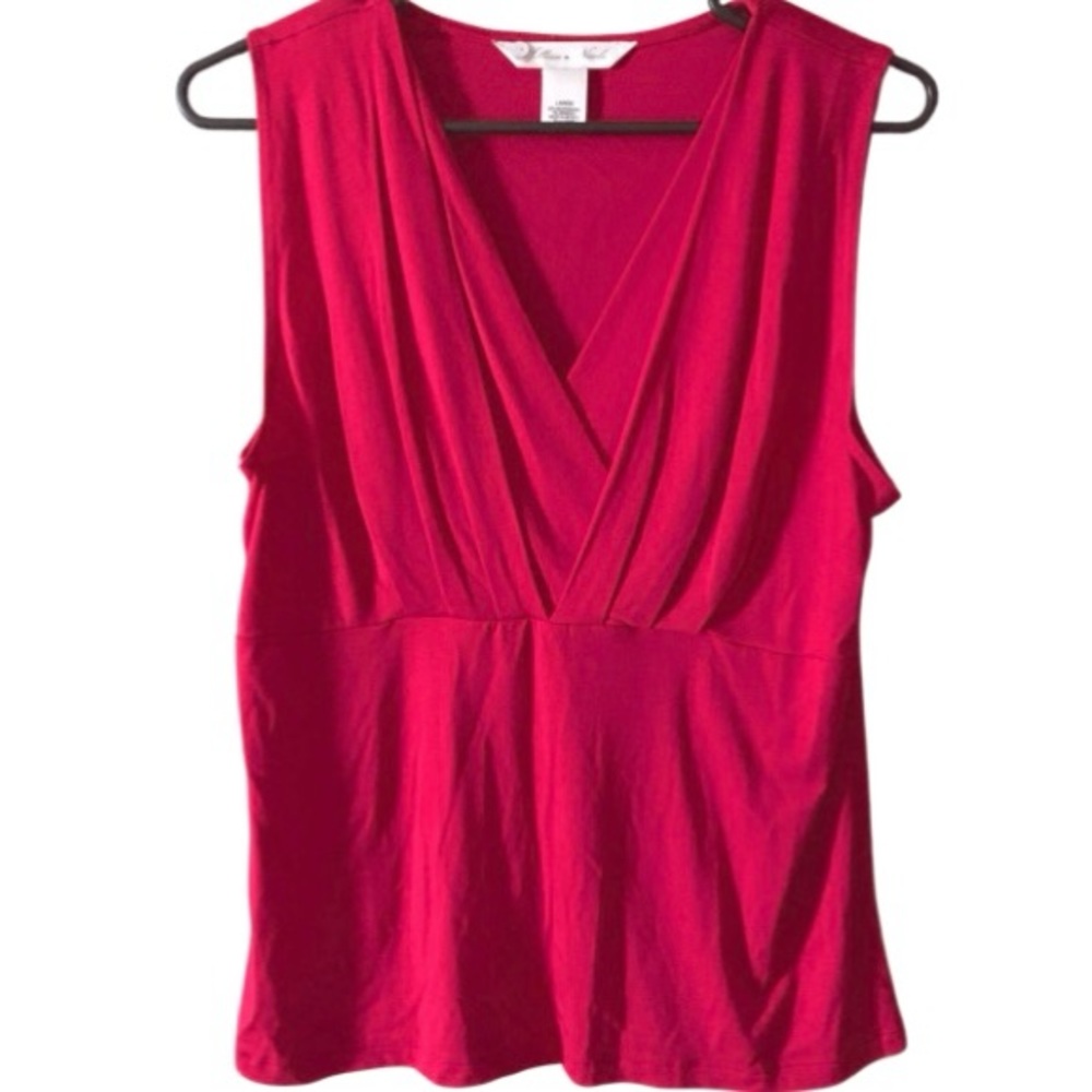 Jillian Nicole Red Sleeveless Top